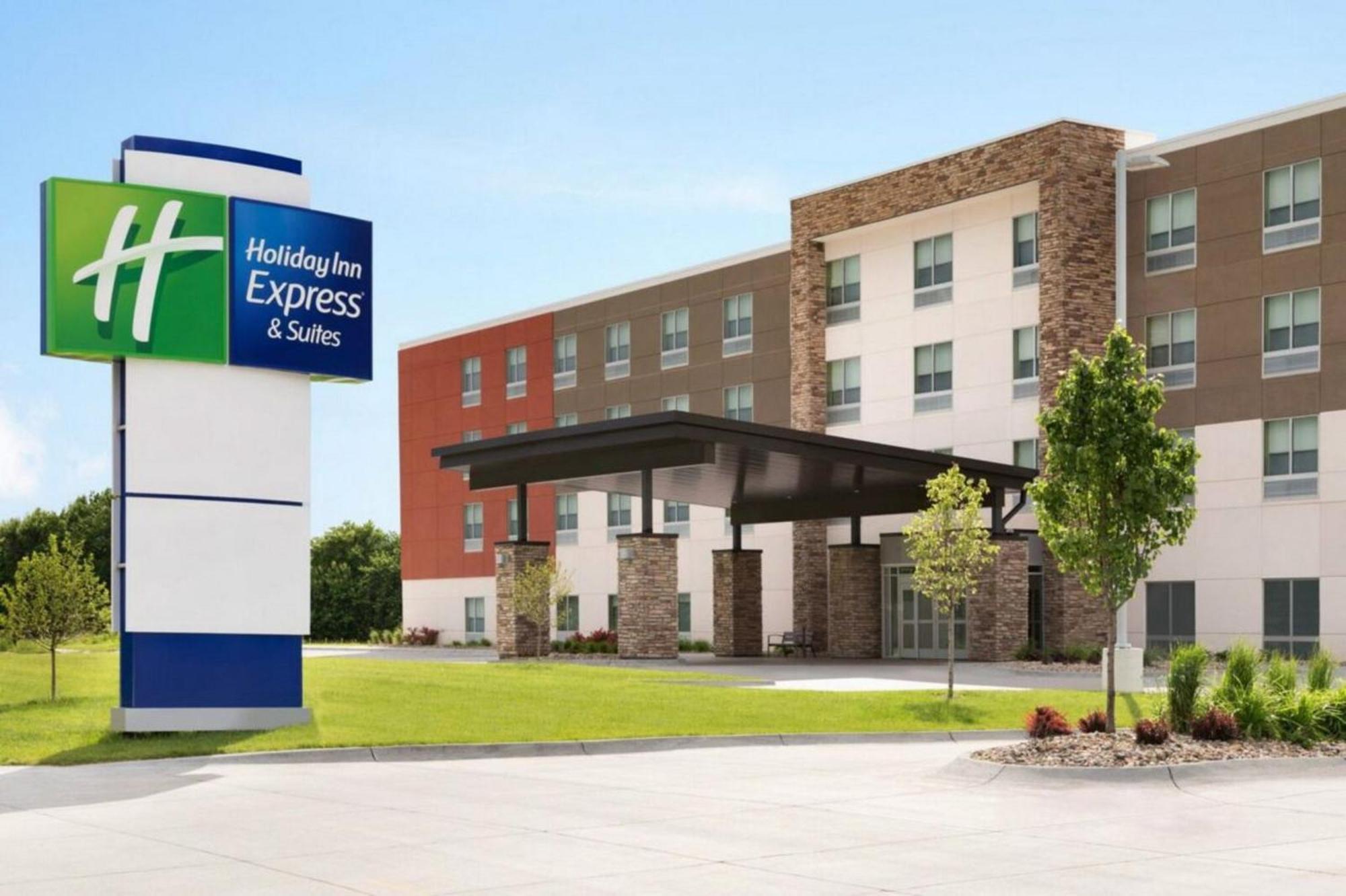 Holiday Inn Express & Suites Waynesboro East 외부 사진