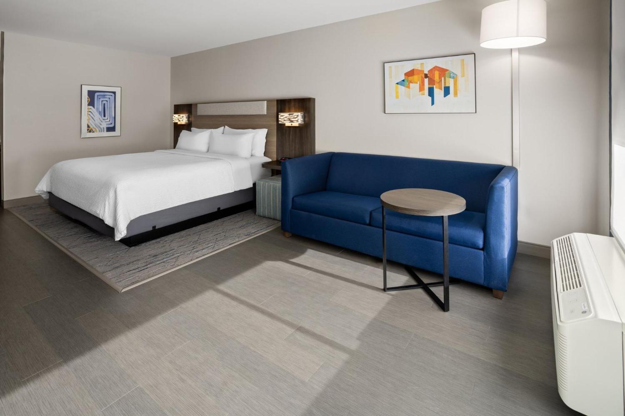 Holiday Inn Express & Suites Waynesboro East 외부 사진