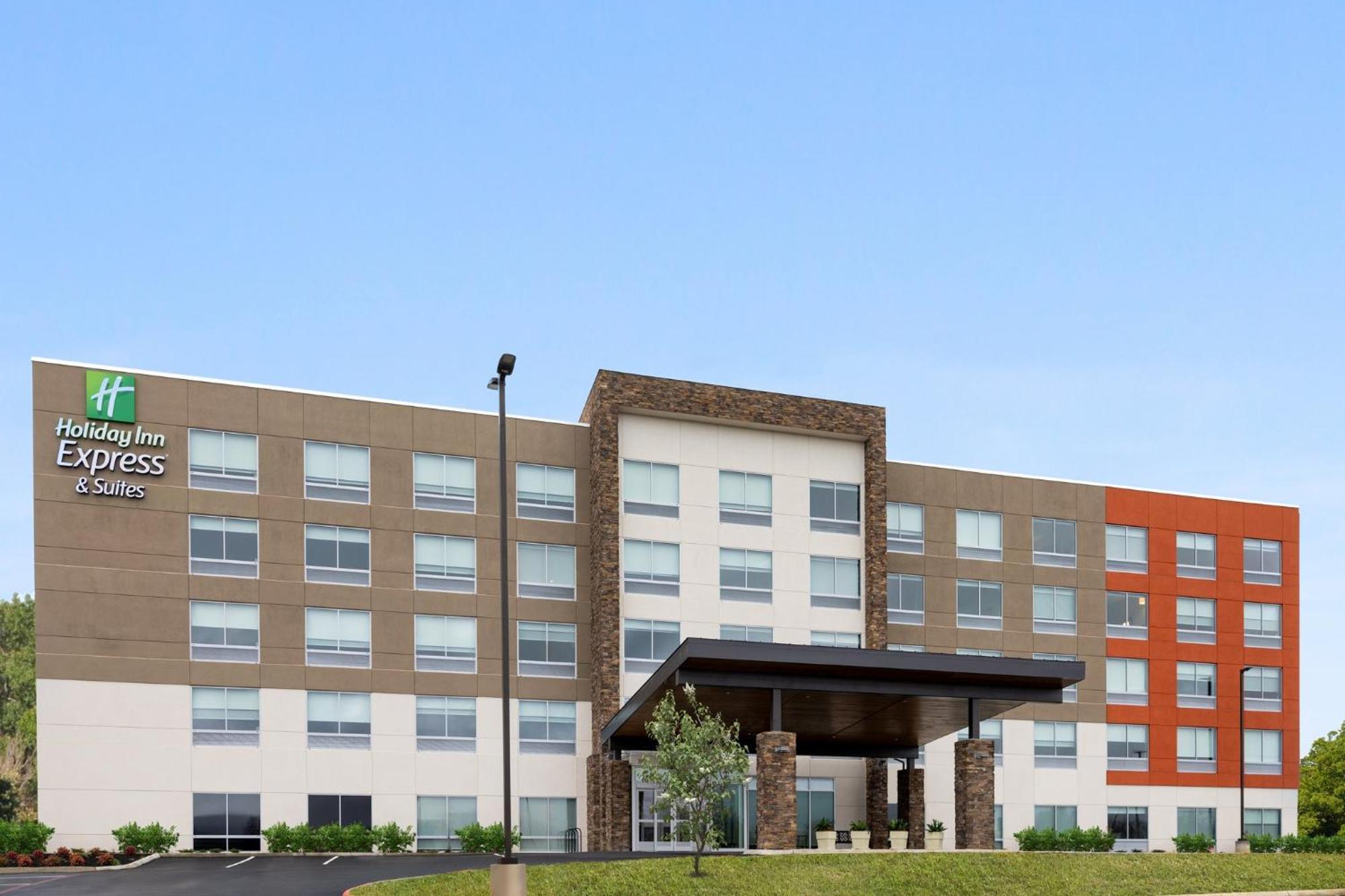 Holiday Inn Express & Suites Waynesboro East 외부 사진