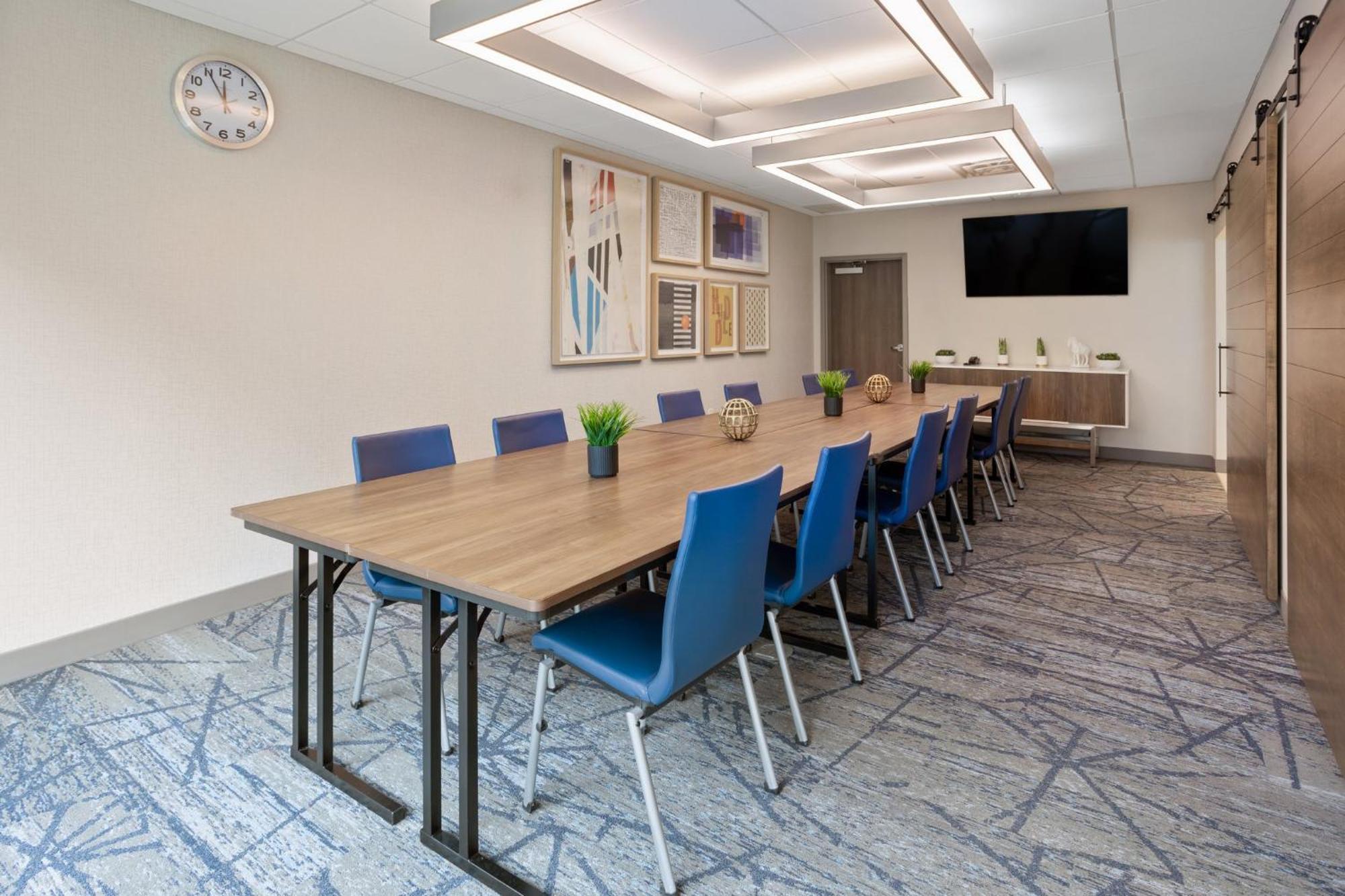 Holiday Inn Express & Suites Waynesboro East 외부 사진