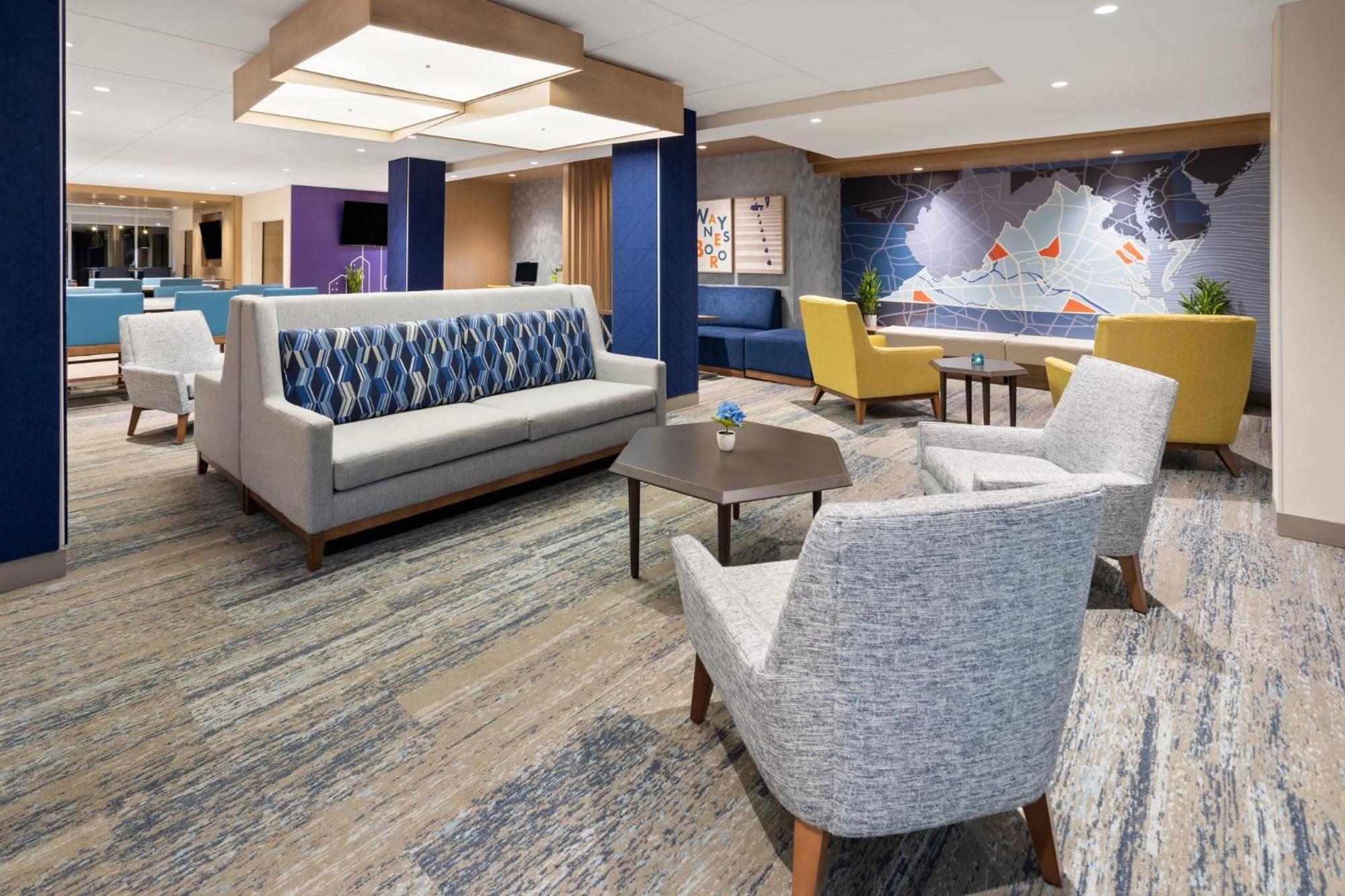 Holiday Inn Express & Suites Waynesboro East 외부 사진