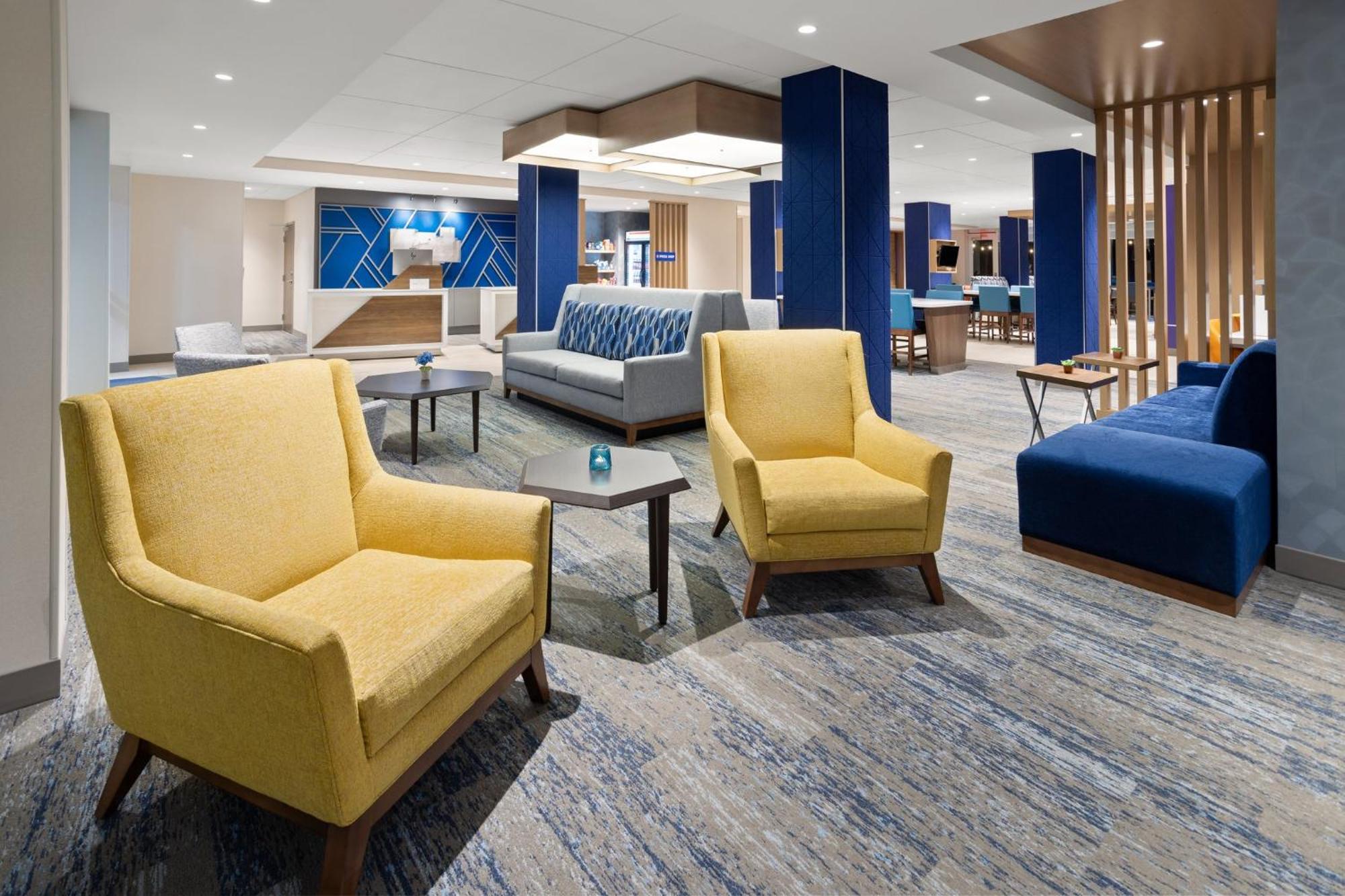 Holiday Inn Express & Suites Waynesboro East 외부 사진